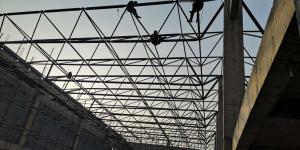  钢结构网架结构之缝焊