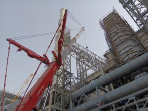 泰安电厂系列报道——超起工况下使用600吨吊机完成32米长桁架吊装