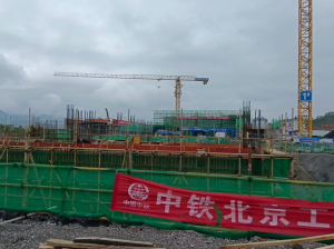 环江高铁站项目报道2——根据土建施工进度已经完成10多个预埋件的预埋